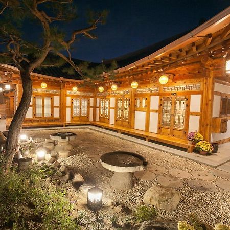 Samlockhon Hanokstay Jeonju Buitenkant foto